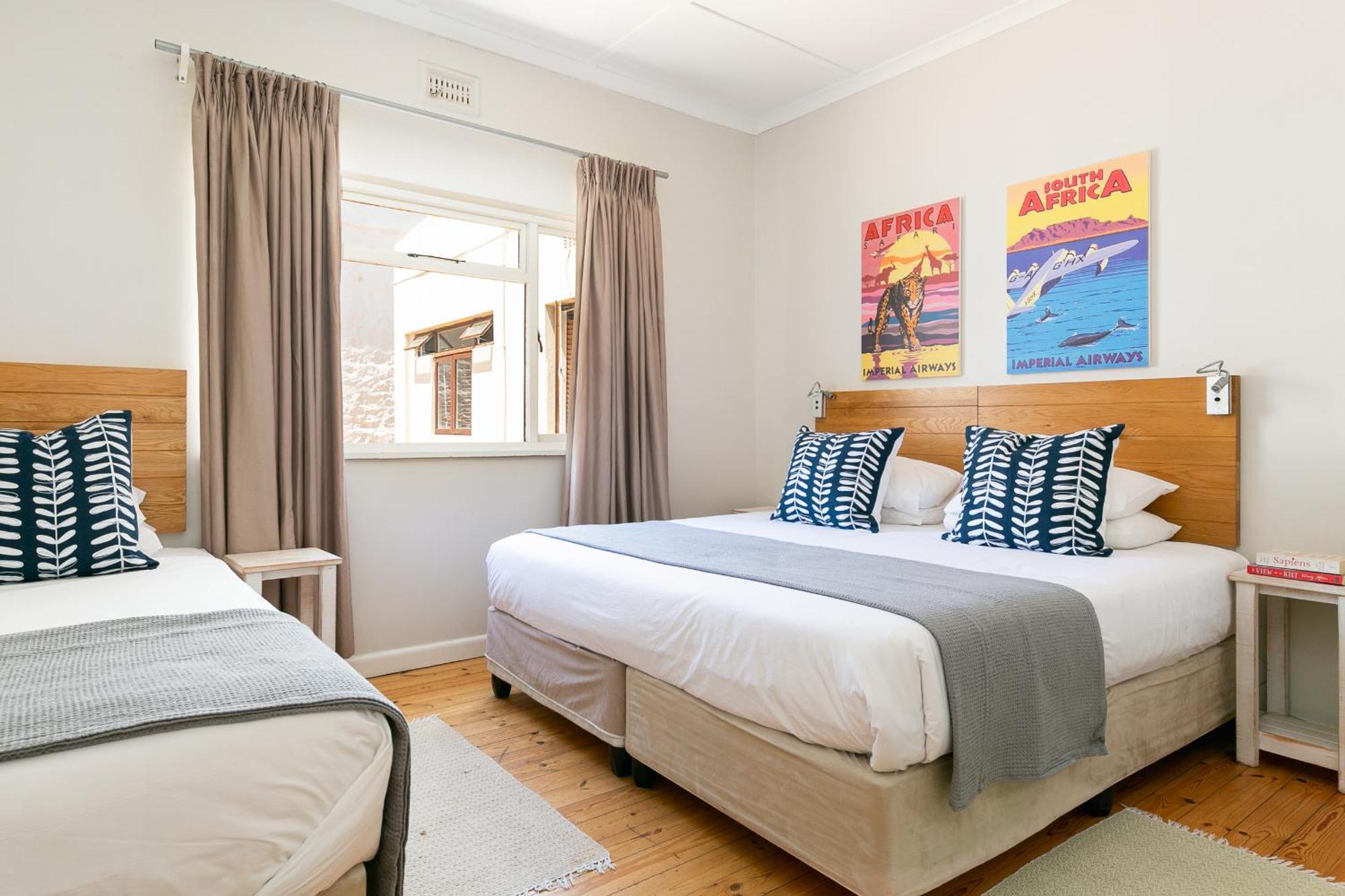 Camps Bay Village Apartments Kapstaden Rum bild