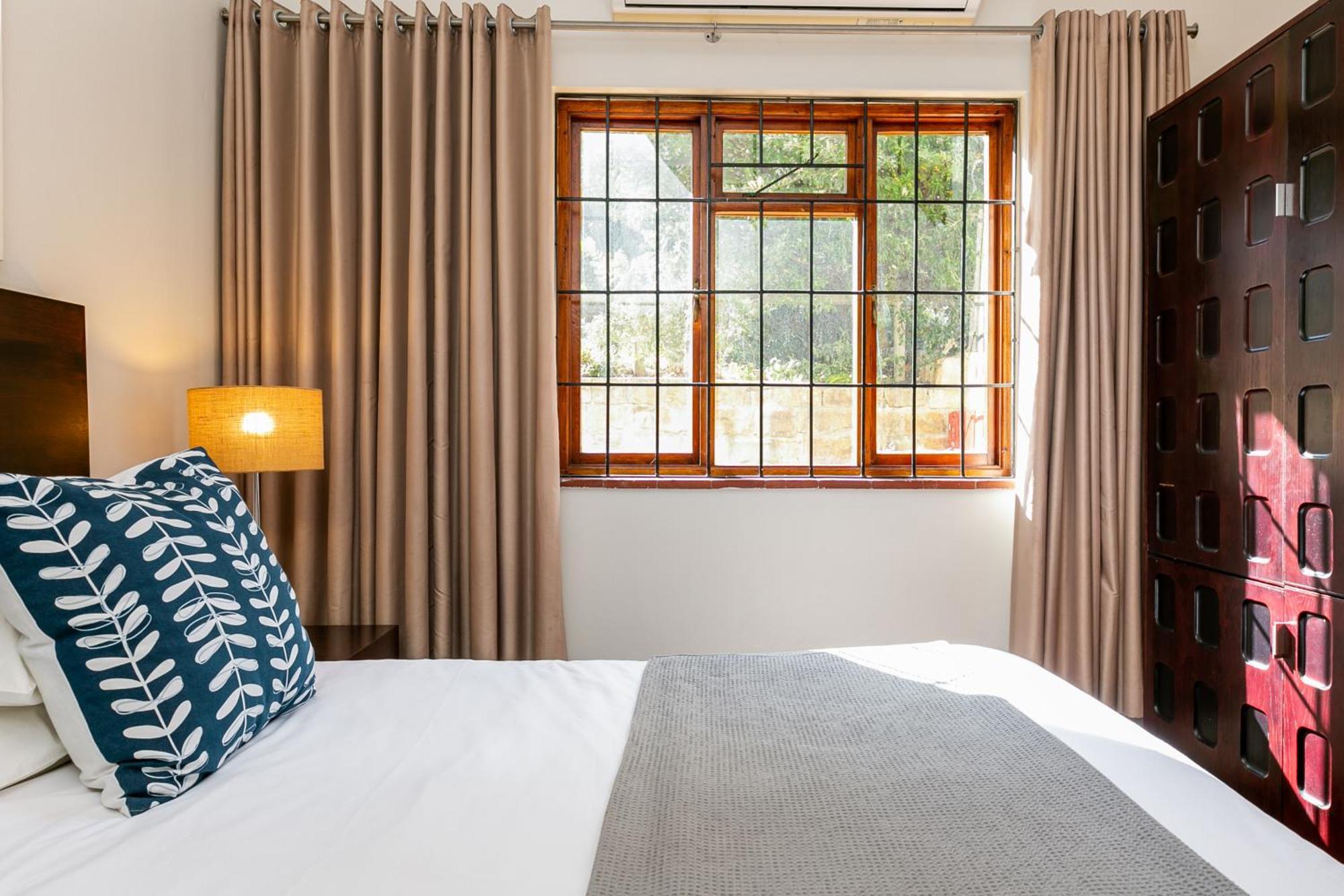 Camps Bay Village Apartments Kapstaden Rum bild