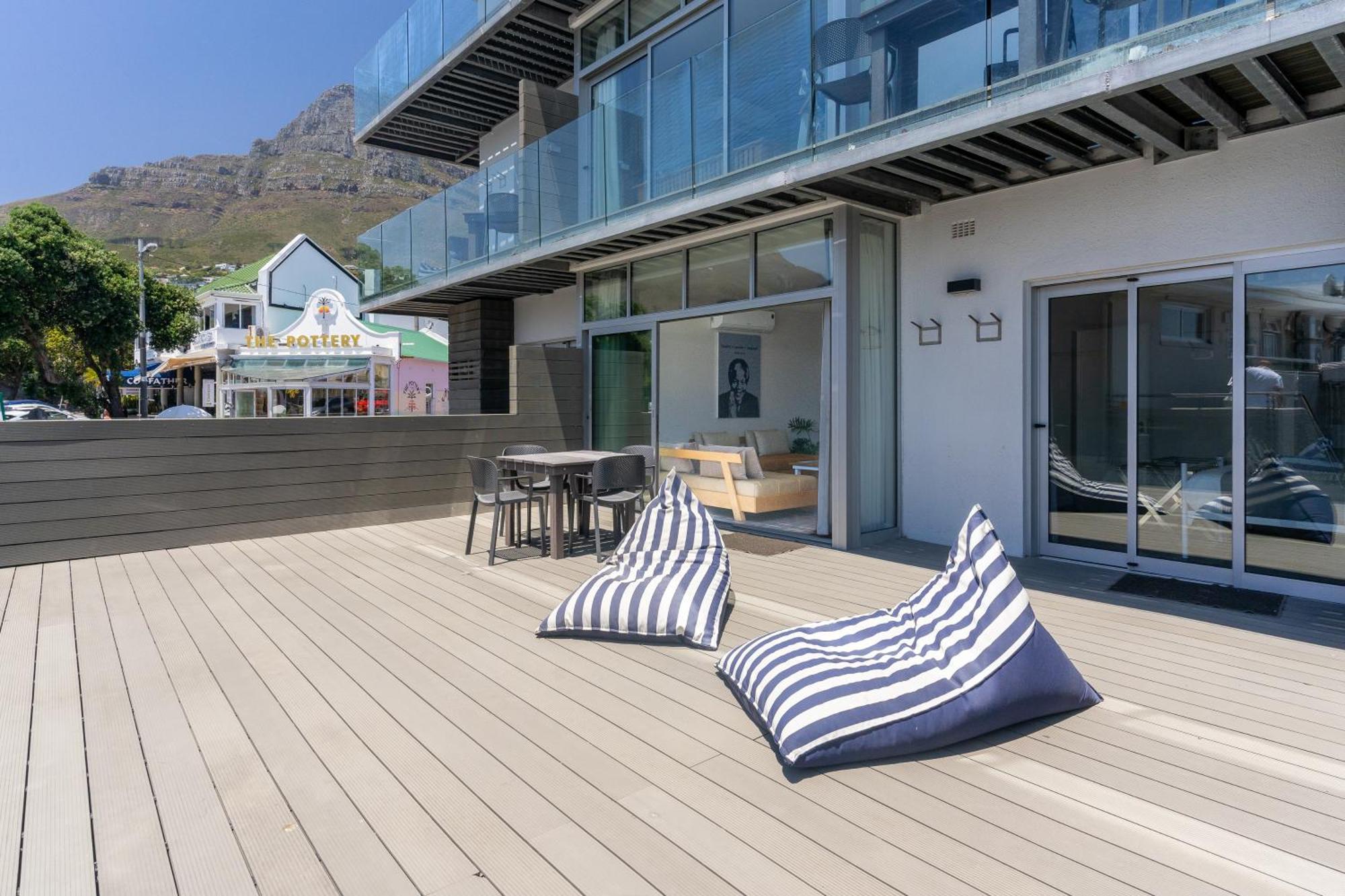 Camps Bay Village Apartments Kapstaden Rum bild