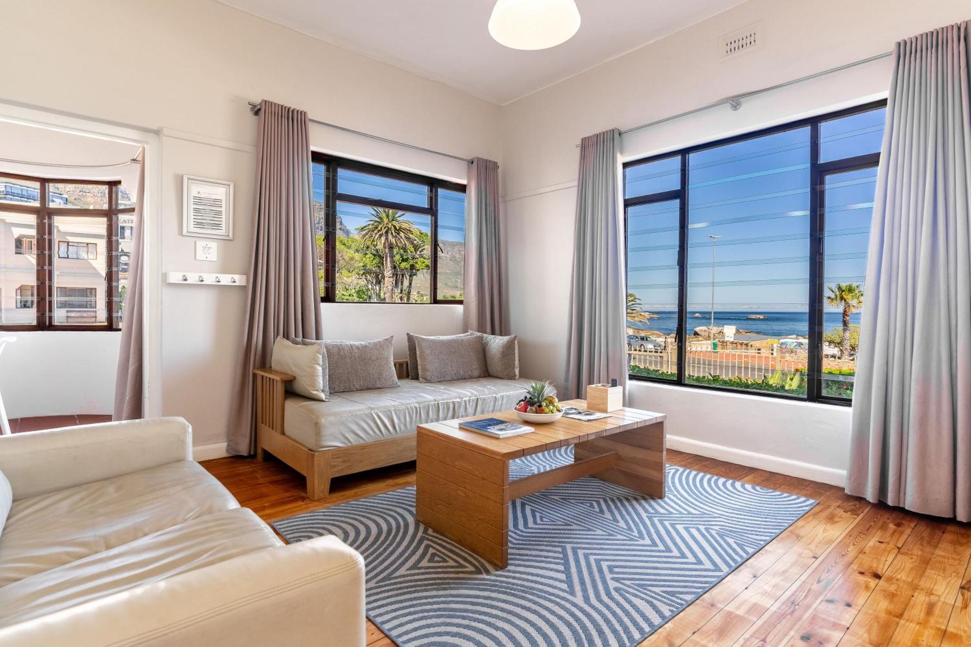 Camps Bay Village Apartments Kapstaden Exteriör bild